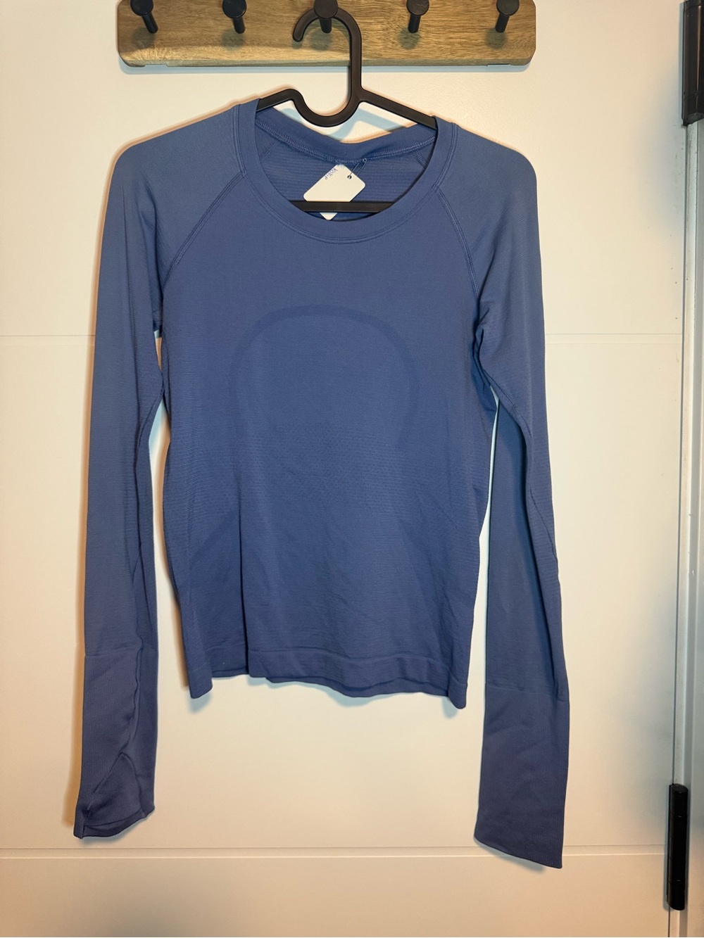 Lululemon Swiftly Tech Long Sleeve - Picture 3 of 6